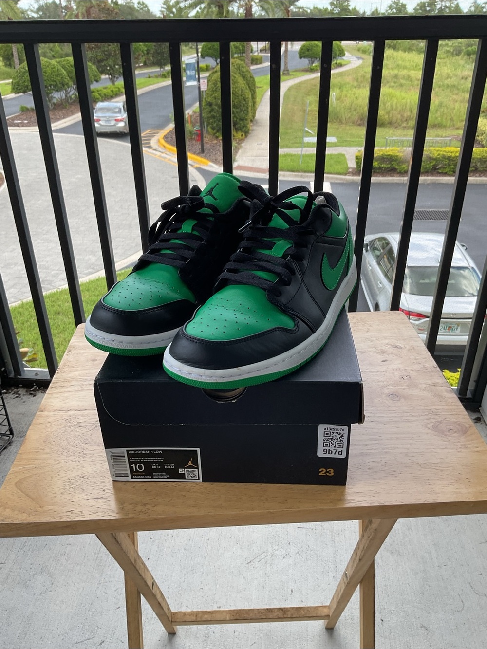 Air Jordan 1 Low Size 10 - Lucky Green/Black